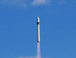 Ракета "Рокот" вывела на промежуточную орбиту военный спутник