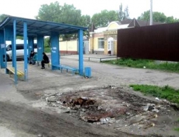 В Брянске началось благоустройство остановочного комплекса «Бульвар Щорса»