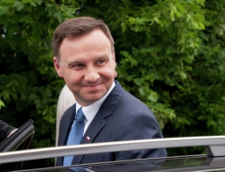 Анджей Дуда: политики страны согласны с укреплением восточного фланга НАТО