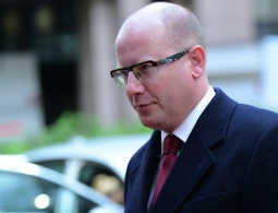 Премьер Чехии заявил, что в Европе растут националистические тенденции