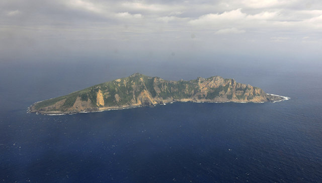 Япония озадачена появлением кораблей КНР и РФ у спорных островов Сэнкаку