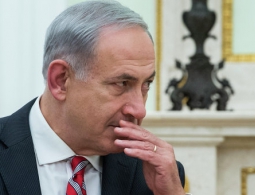 Премьер Израиля посетил место теракта в Тель-Авиве