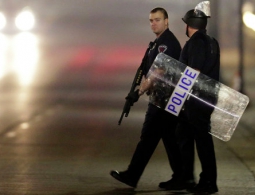 В аэропорту Далласа полиция открыла огонь по подозрительному мужчине