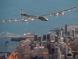 Самолет на солнечных батареях Solar Impulse 2 вылетел в Нью-Йорк