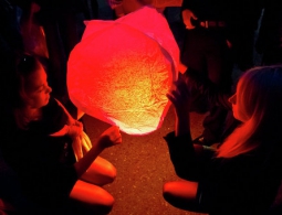 В Таиланде ввели строгие меры против самодельных ракет и "летающих фонарей"