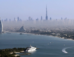 Власти Дубая закрыли на два часа воздушное пространство эмирата