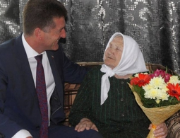Брянская партизанка Валентина Федорова отметила 90-летний юбилей