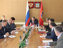 Руководители Рогнединского района попросили у губернатора денег на ремонт моста через Десну