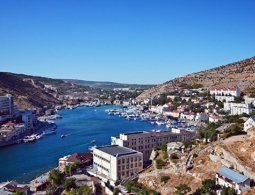 Экс-премьер Японии хочет донести всему миру, что обстановка в Крыму мирная