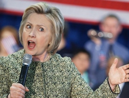 NI: внешняя политика Клинтон будет пострашнее заявлений Трампа