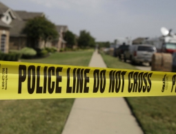 Автомобиль врезался в похоронную процессию жертвы стрельбы в Орландо