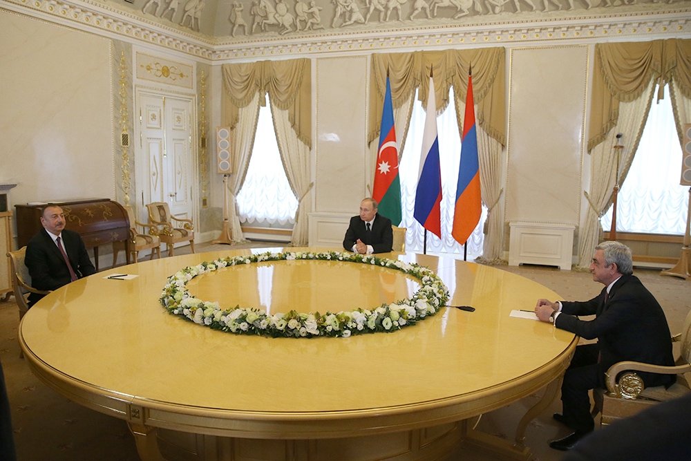 Путин, Саргсян и Алиев обсудили нагорно-карабахское урегулирование