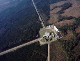 Детектор гравитационных волн обнаружил темную материю?