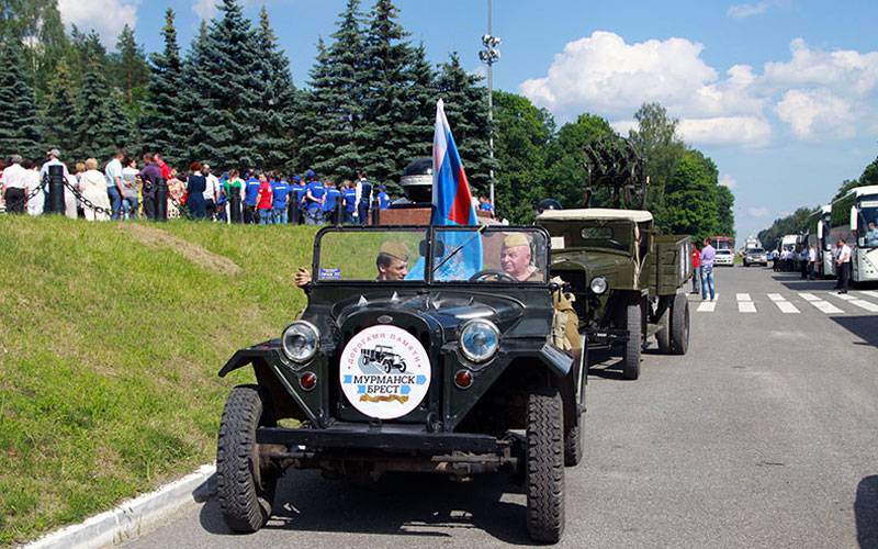 Участники патриотического автопробега «Дорогами памяти» добрались до Брянска