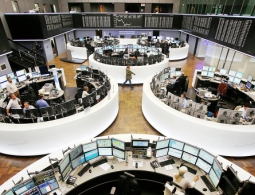 Биржи Европы растут вслед за ценами на нефть