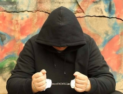 Брянского подростка будут судить за кражу видеорегистратора