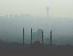 Лидер турецкой оппозиции обвинил власти в кризисе туристического сектора