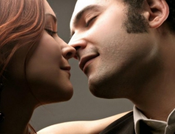 Искусственный интеллект научился предсказывать поцелуи