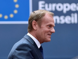 СМИ: Туск отказался встретиться с первым министром Шотландии Стерджен