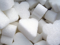 СМИ: Минск просит ЕАЭС ответить на ограничение импорта сахара Кишиневом