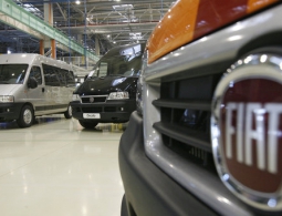 СМИ: дефект рычага КПП автомобилей Fiat Chrysler привел к 266 авариям в США