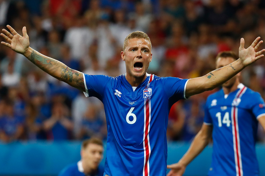 Исландский футболист дал советы игрокам сборной России