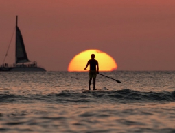 В Тихом океане у островов Тонга пропала лодка с 11 пассажирами на борту