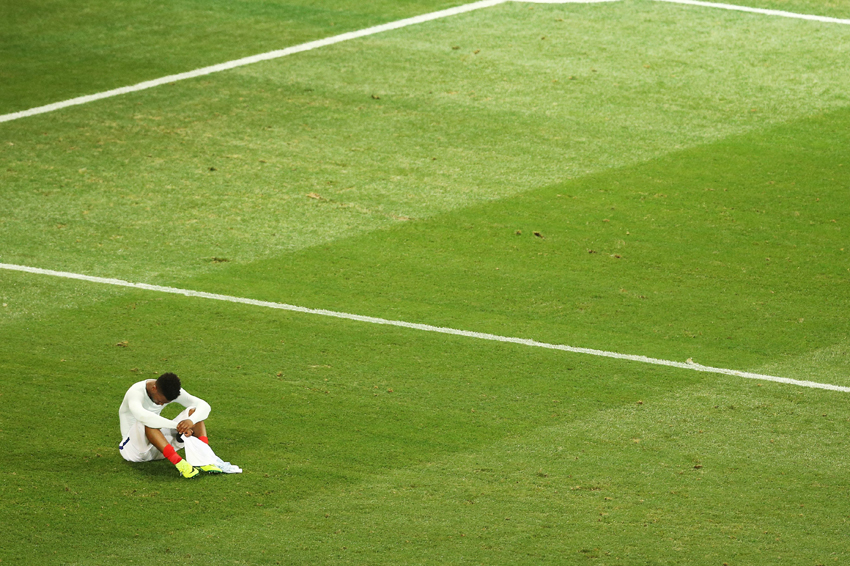 Футбольный аналитик Кейр Рэднедж объяснил причину провала сборной Англии