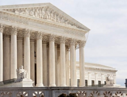 Верховный суд США ужесточил запрет на ношение оружия