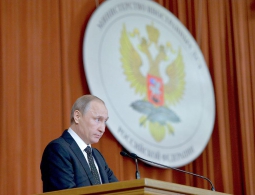 Путин пояснил внешнеполитическую линию России