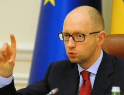 Яценюк "запретил" лидерам ЕС и президенту США снимать санкции с России