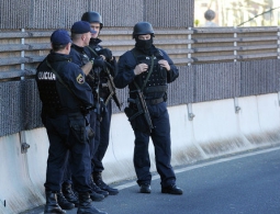 В Сербии в результате стрельбы в кафе погибли по меньшей мере пять человек