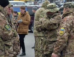 Суд Киева арестовал экс-командира Надежды Савченко