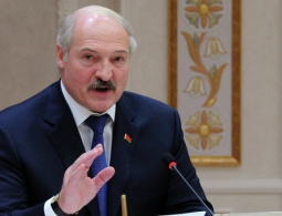 Лукашенко назвал Белоруссию "островком безопасности и миролюбия"