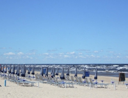 Посетители аквапарка в Юрмале эвакуированы из-за задымления