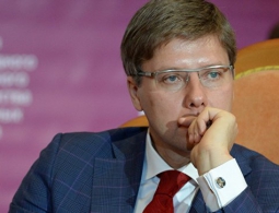 Мэр Риги депутату, предложившему поставить памятник нацистам: не надо пить