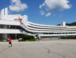 В приморском лагере "Океан" появится корпус для особенных детей