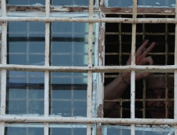 Мошенник в Узбекистане, выдававший себя за офицера спецслужб, получил срок