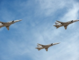 Российские бомбардировщики уничтожили полевой лагерь боевиков в Сирии