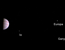 Получена первая фотография с орбиты Юпитера