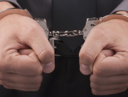 Главу крупной иркутской компании задержали по подозрению в мошенничестве