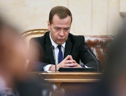 Премьер-министр РФ выразил соболезнования немецкому народу