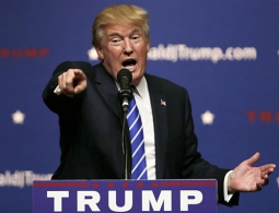 Трамп обвинил в коррупции выбранного Клинтон вице-президента США