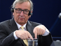 СМИ сообщили об алкогольной зависимости главы Еврокомиссии Юнкера