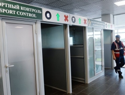 В Госдуму внесли законопроект о порядке въезда и выезда иностранцев