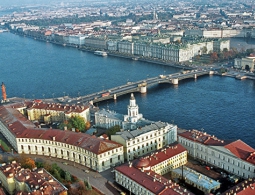 Жителей Петербурга спросят, стоит ли одевать статую Давида