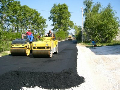 Две дороги начинают строить в Брянске