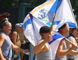 В Дни ВМФ и ВДВ в Брянске ограничат движение машин