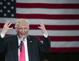 Трамп пообещал Клинтон перестать быть "хорошим парнем"