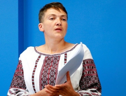 Снова голодает: Савченко вспомнила старые методы убеждения